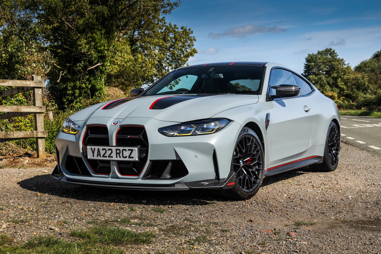 BMW M4 CSL - front